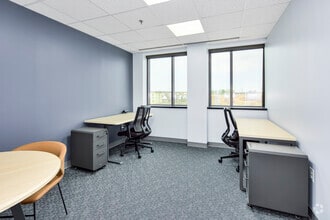 10550 Linden Lake Plz, Manassas, VA for lease Interior Photo- Image 2 of 14