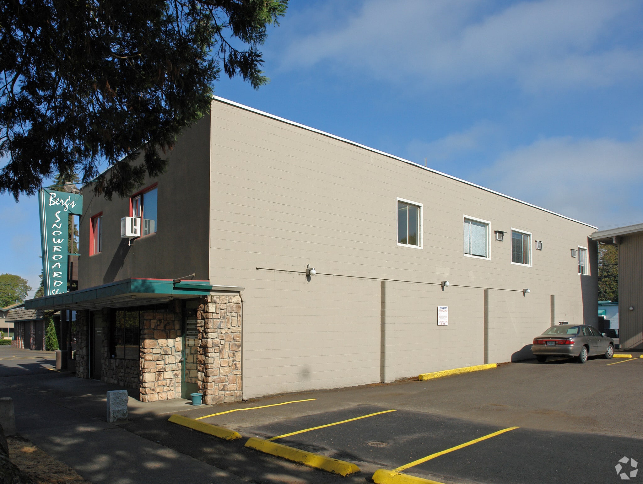 345 W 13th Ave, Eugene, OR for lease Primary Photo- Image 1 of 3