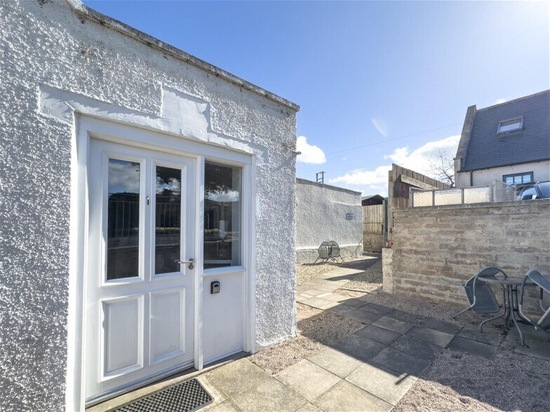 Speyside Self Catering Apartments, Garmouth à vendre - Photo du bâtiment - Image 3 de 27