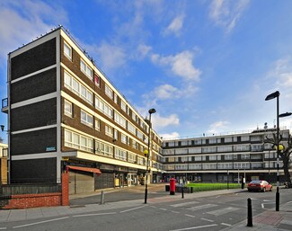Plus de détails pour 218-240 Haggerston Rd, Londres - Commerce de détail à louer