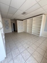 127 Tampa Ave E, Venice, FL à louer Photo intérieure- Image 1 de 2