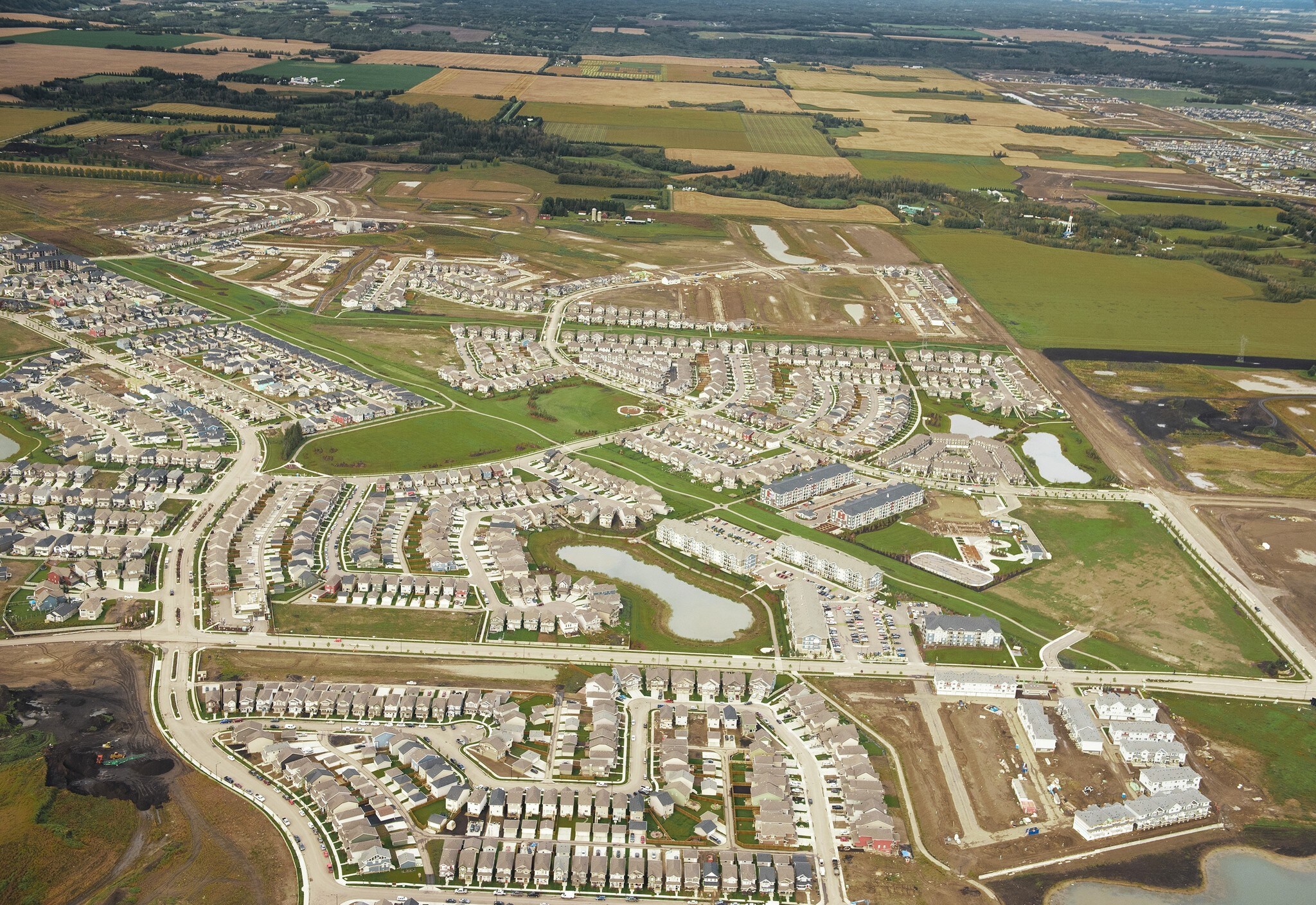 2105 Cassidy Wynd SW, Edmonton, AB à vendre Photo principale- Image 1 de 1