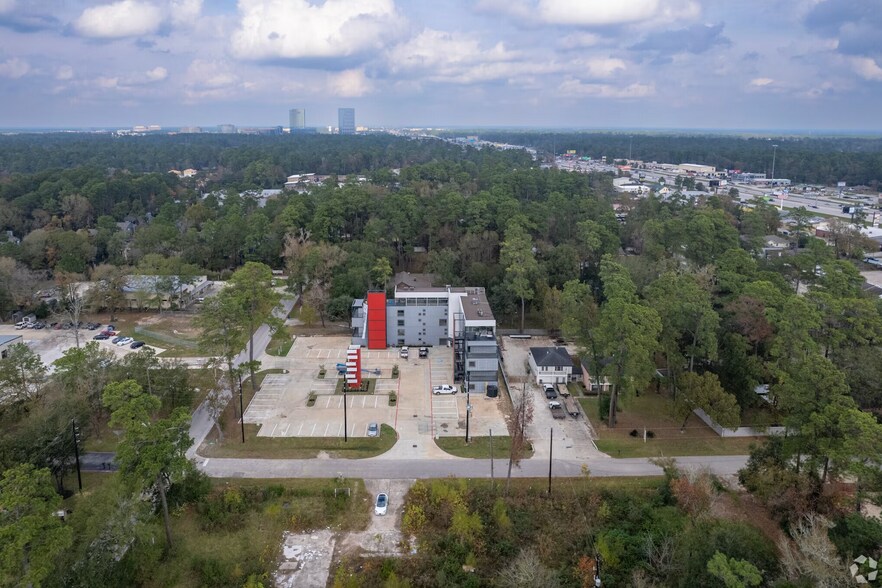 26022 Budde Rd, The Woodlands, TX à vendre - Photo du bâtiment - Image 3 de 15