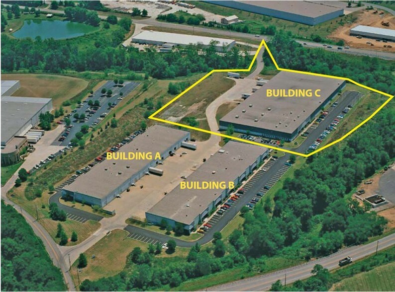 7453 Empire Dr, Florence, KY à louer - Aérien - Image 2 de 6
