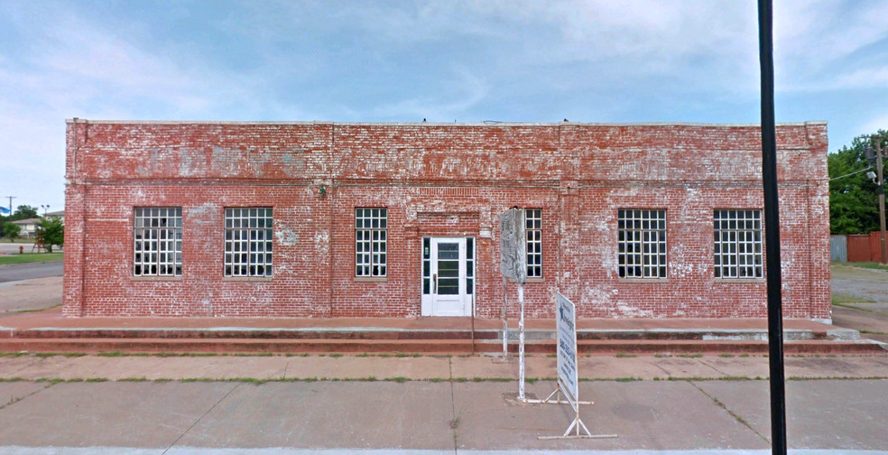 201 NW Dearborn Ave, Lawton, OK for lease - Building Photo - Image 1 of 5