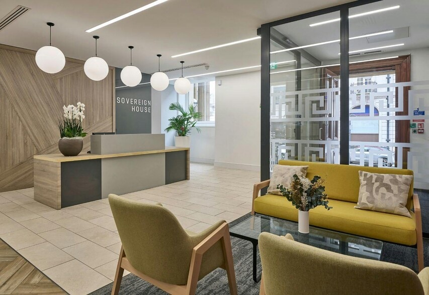 1-2 South Para, Leeds for lease - Building Photo - Image 3 of 10