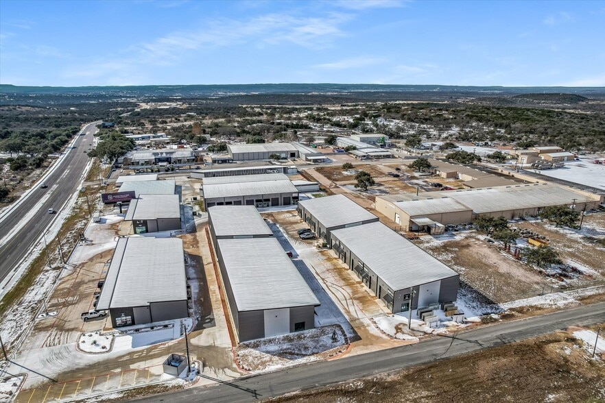 397 Northridge Rd, Marble Falls, TX à louer - Photo du bâtiment - Image 2 de 10