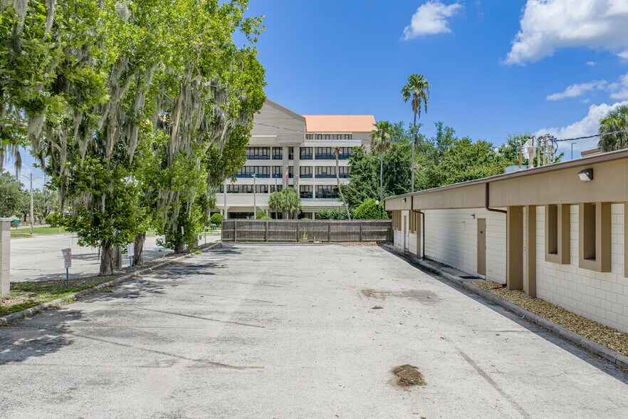215 Mary Reckeweg Way, Bartow, FL à vendre - Photo du bâtiment - Image 3 de 24