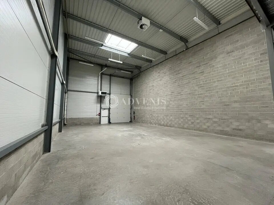 Flex in Le Blanc-Mesnil for lease Interior Photo- Image 1 of 13