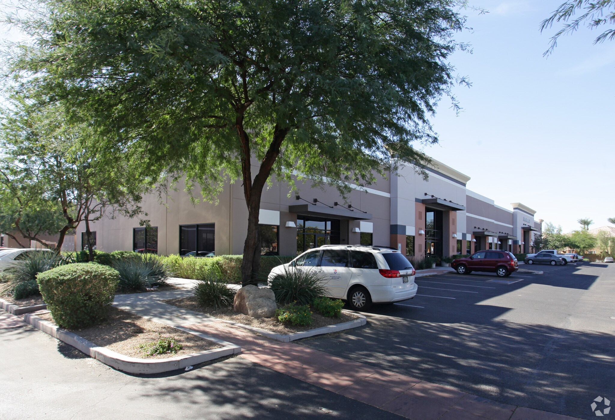 2221 W Pecos Rd, Chandler, AZ for lease Primary Photo- Image 1 of 20