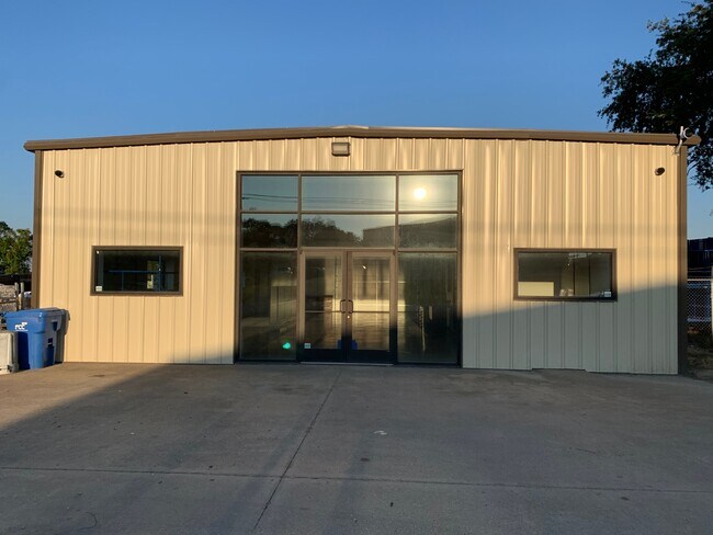 More details for 5001 Dexham Rd, Rowlett, TX - Flex for Lease