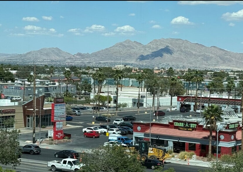 4550 S Maryland Pky, Las Vegas, NV for lease - Aerial - Image 2 of 10