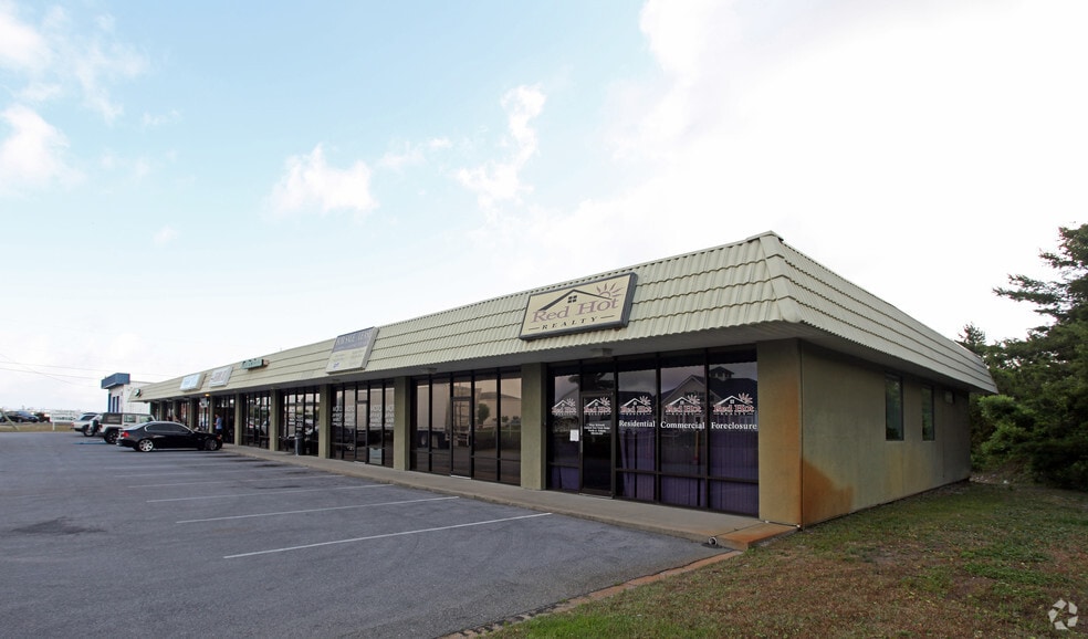 1209 Airport Rd, Destin, FL for lease - Building Photo - Image 3 of 8