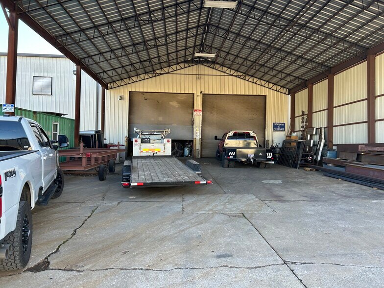 4208 Charlotte Ave, Nashville, TN à louer - Photo du bâtiment - Image 2 de 5