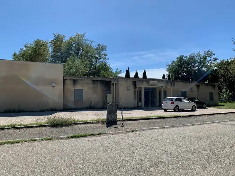 Office in Avignon for sale Building Photo- Image 1 of 13
