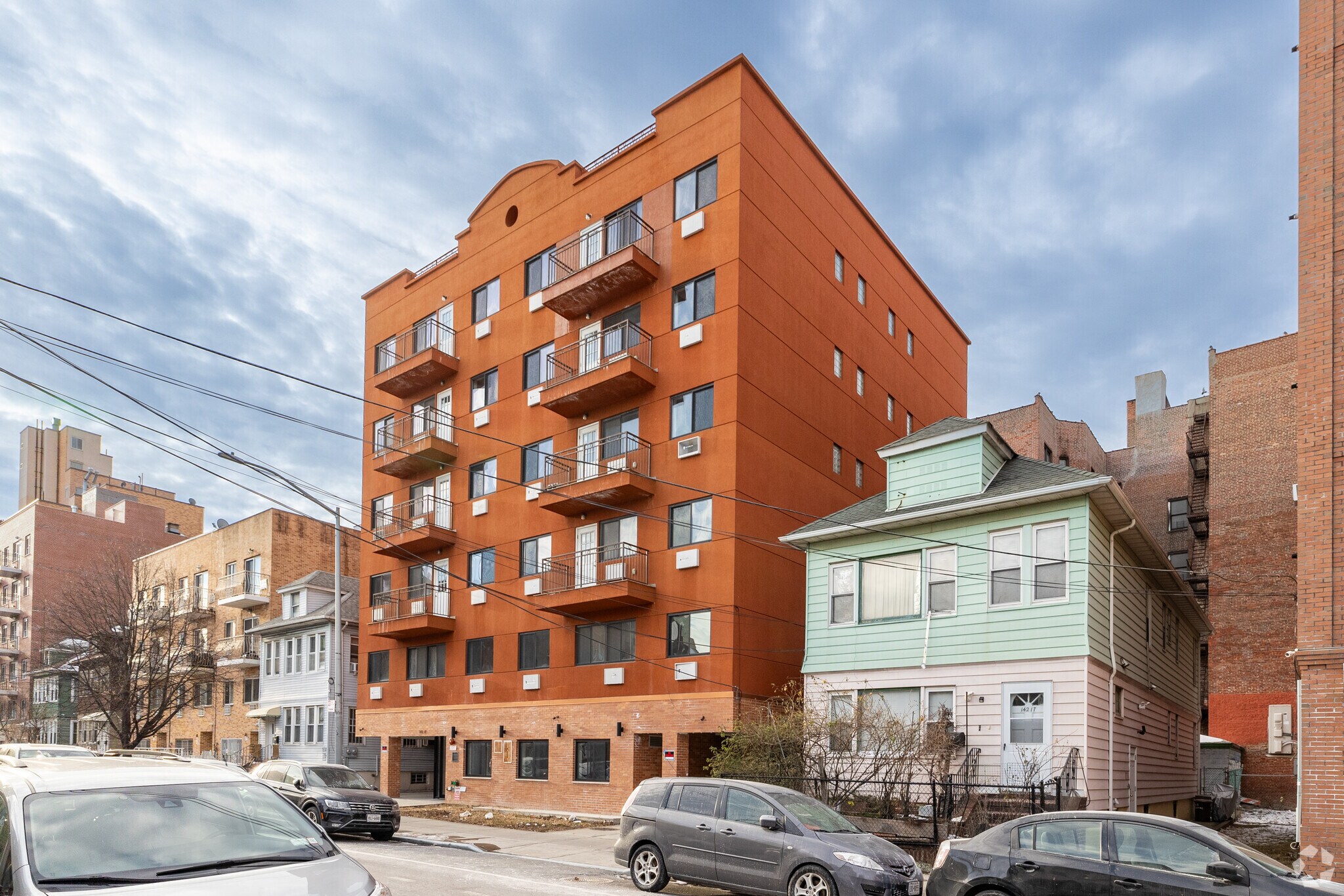 142-15 Cherry Ave, Flushing, NY à vendre Photo principale- Image 1 de 1