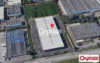 Plus de détails pour Local d'activités à louer