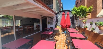 Retail in Castelldefels, Barcelona for lease Interior Photo- Image 2 of 3