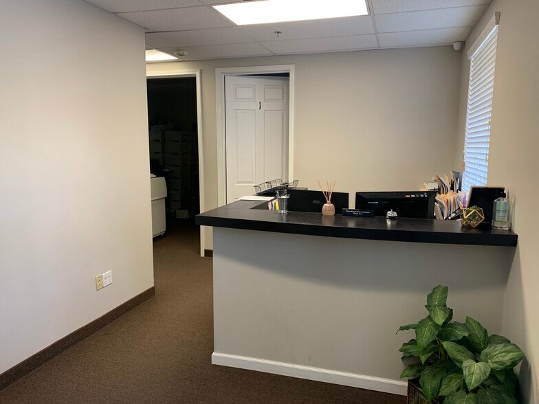25102 Jefferson Ave, Murrieta, CA à louer - Photo intérieure - Image 3 de 9