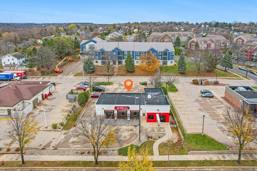 3140 Maple Valley Dr, Madison, WI à vendre - Photo du bâtiment - Image 2 de 5