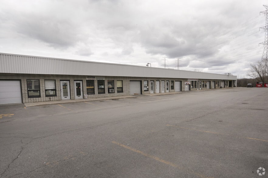 2285 St Laurent Blvd, Ottawa, ON for lease - Building Photo - Image 3 of 3