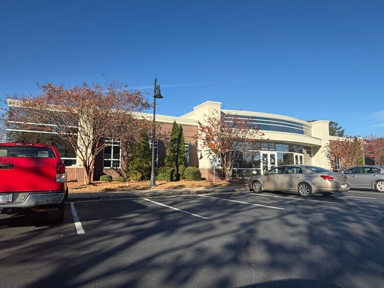 45 Guardian Ct, Rocky Mount, NC à louer - Photo du bâtiment - Image 2 de 5