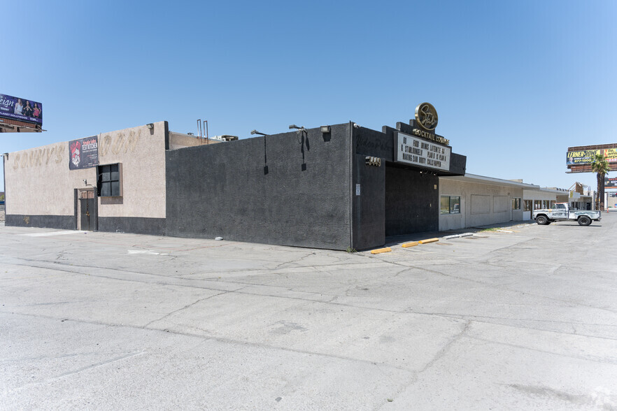 3415-3449 Sammy Davis Jr Dr, Las Vegas, NV à vendre - Photo principale - Image 1 de 1