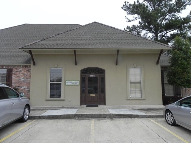 4451 Bluebonnet Blvd, Baton Rouge, LA à louer - Photo du bâtiment - Image 2 de 2