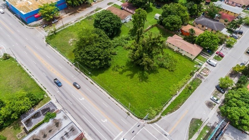 4900 NW 17th Ave, Miami, FL à louer - Aérien - Image 3 de 13