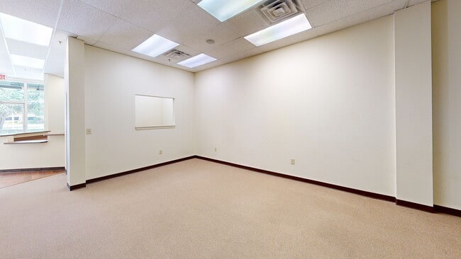 More details for 2120 W Spring Creek Pky, Plano, TX - Multiple Space Uses for Lease
