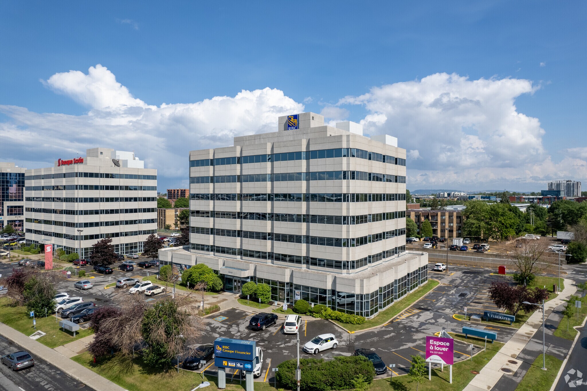 3100 Boul Le Carrefour, Laval, QC à vendre Photo du bâtiment- Image 1 de 1