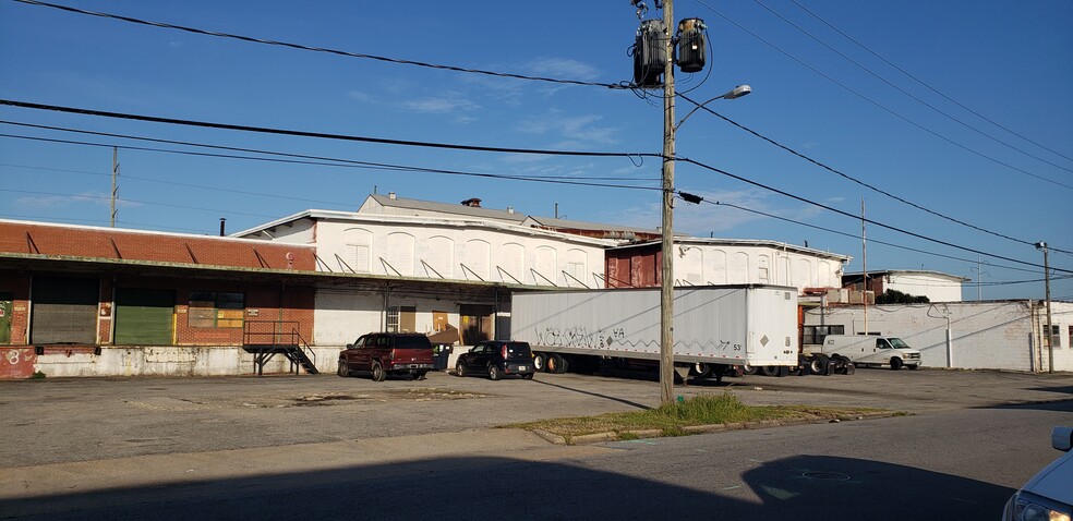 500 Confederate Ave, Portsmouth, VA à louer - Photo du bâtiment - Image 2 de 3