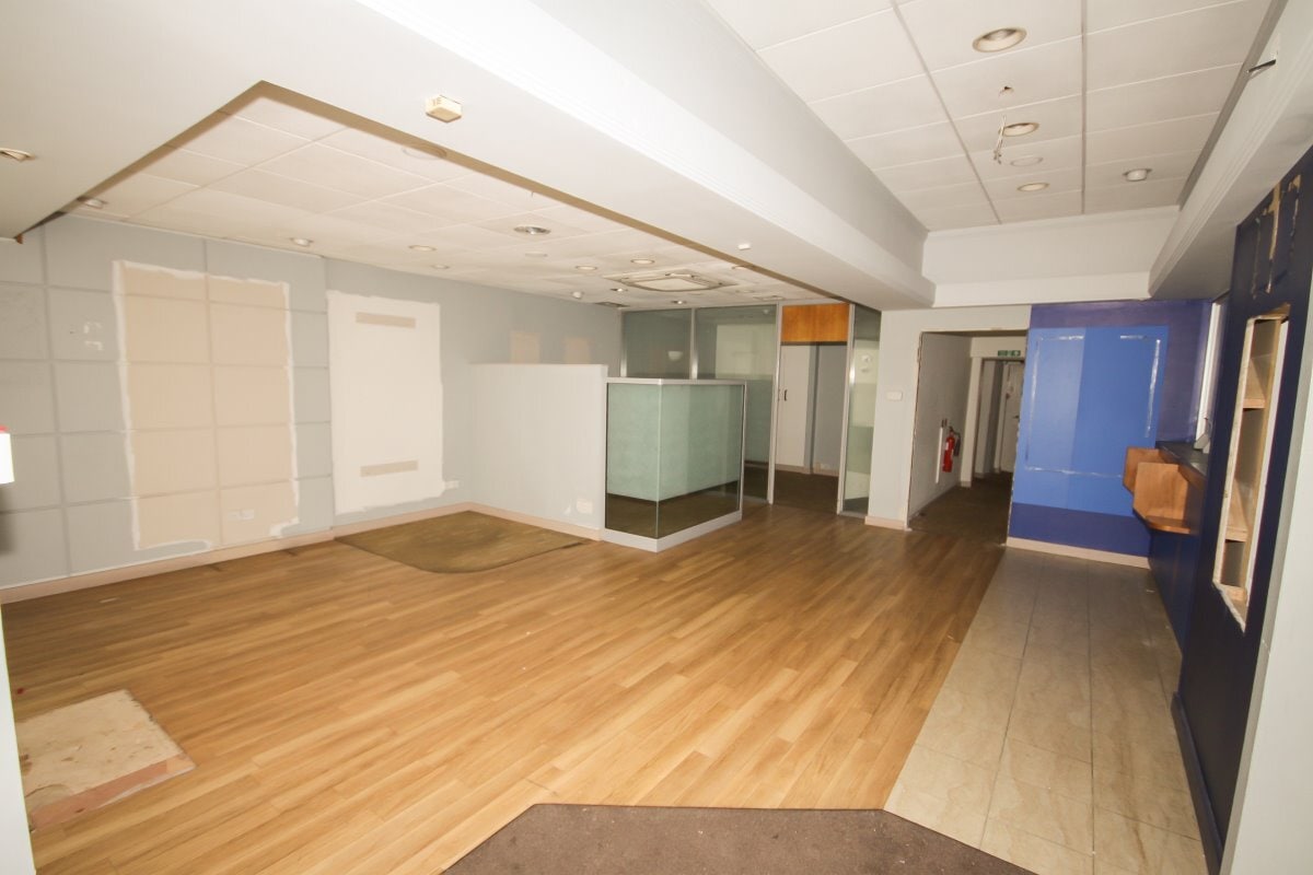 71 High St, Sheerness for lease Interior Photo- Image 1 of 15