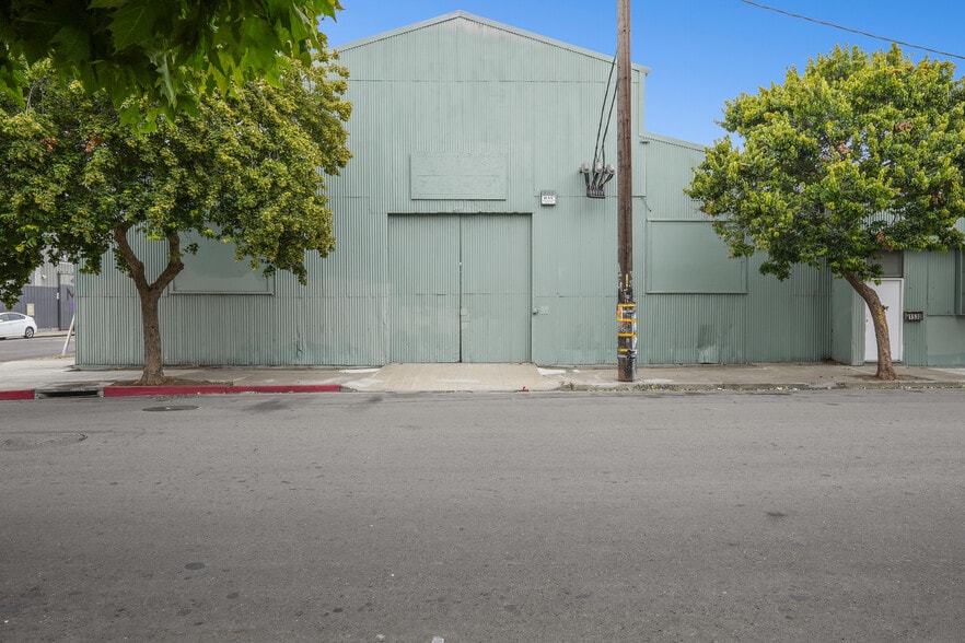 1500 Wood St, Oakland, CA for lease - Primary Photo - Image 2 of 24
