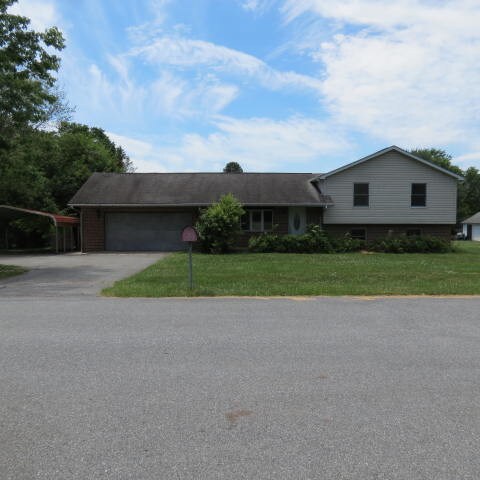 5405 Village Ct, Adamstown, MD à vendre Photo principale- Image 1 de 29