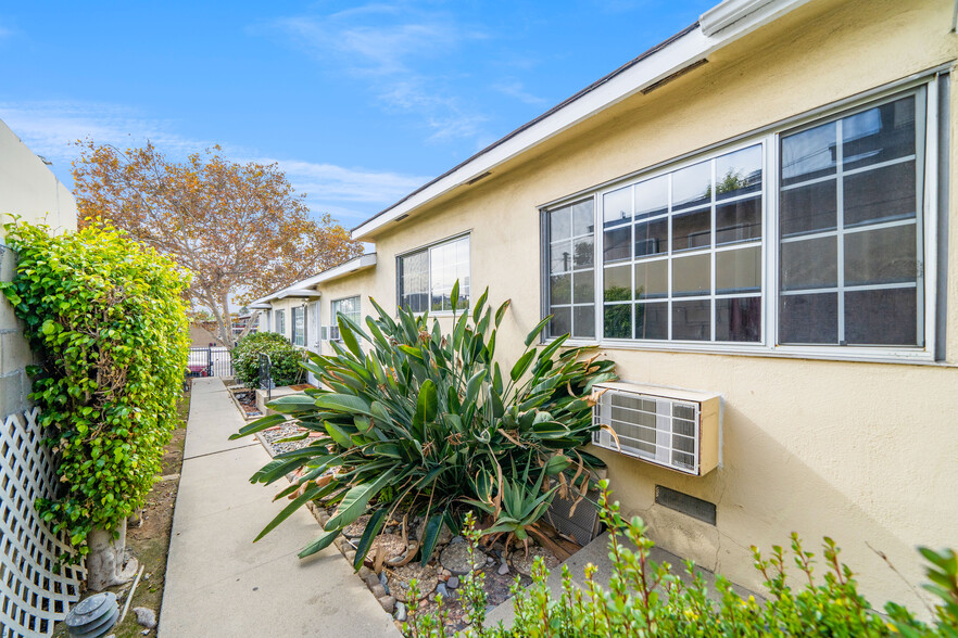 5619 York Blvd, Los Angeles, CA for sale - Building Photo - Image 1 of 1