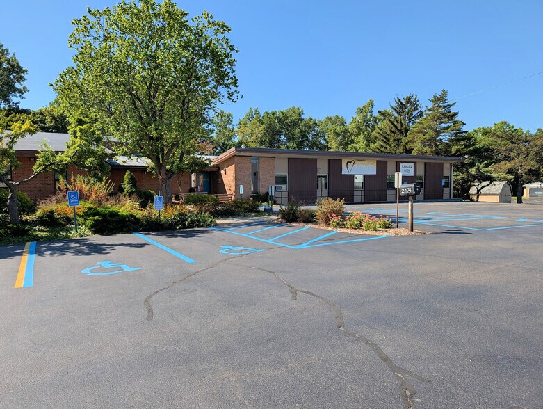 2474 S Ballenger Hwy, Flint, MI à louer - Photo du bâtiment - Image 2 de 8
