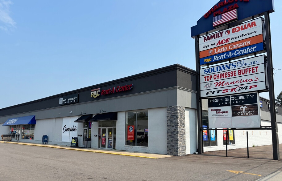 515 Lansing St, Charlotte, MI for lease - Building Photo - Image 2 of 10