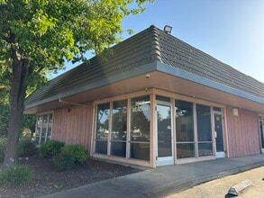 2950 Beacon Blvd, West Sacramento, CA for lease Building Photo- Image 1 of 8
