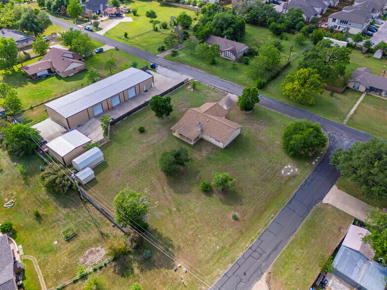 1612 Shenandoah Dr, Cedar Park, TX for sale - Building Photo - Image 2 of 39