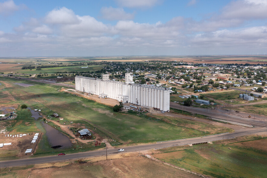 S Main st, Friona, TX for sale - Building Photo - Image 3 of 11