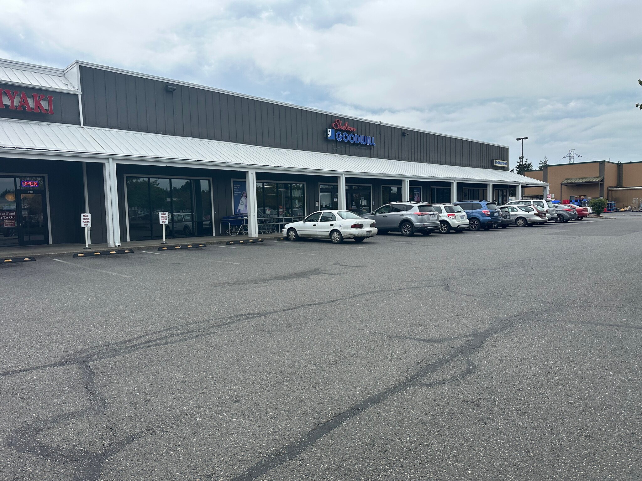 301 E Wallace Kneeland Blvd, Shelton, WA for lease Building Photo- Image 1 of 11