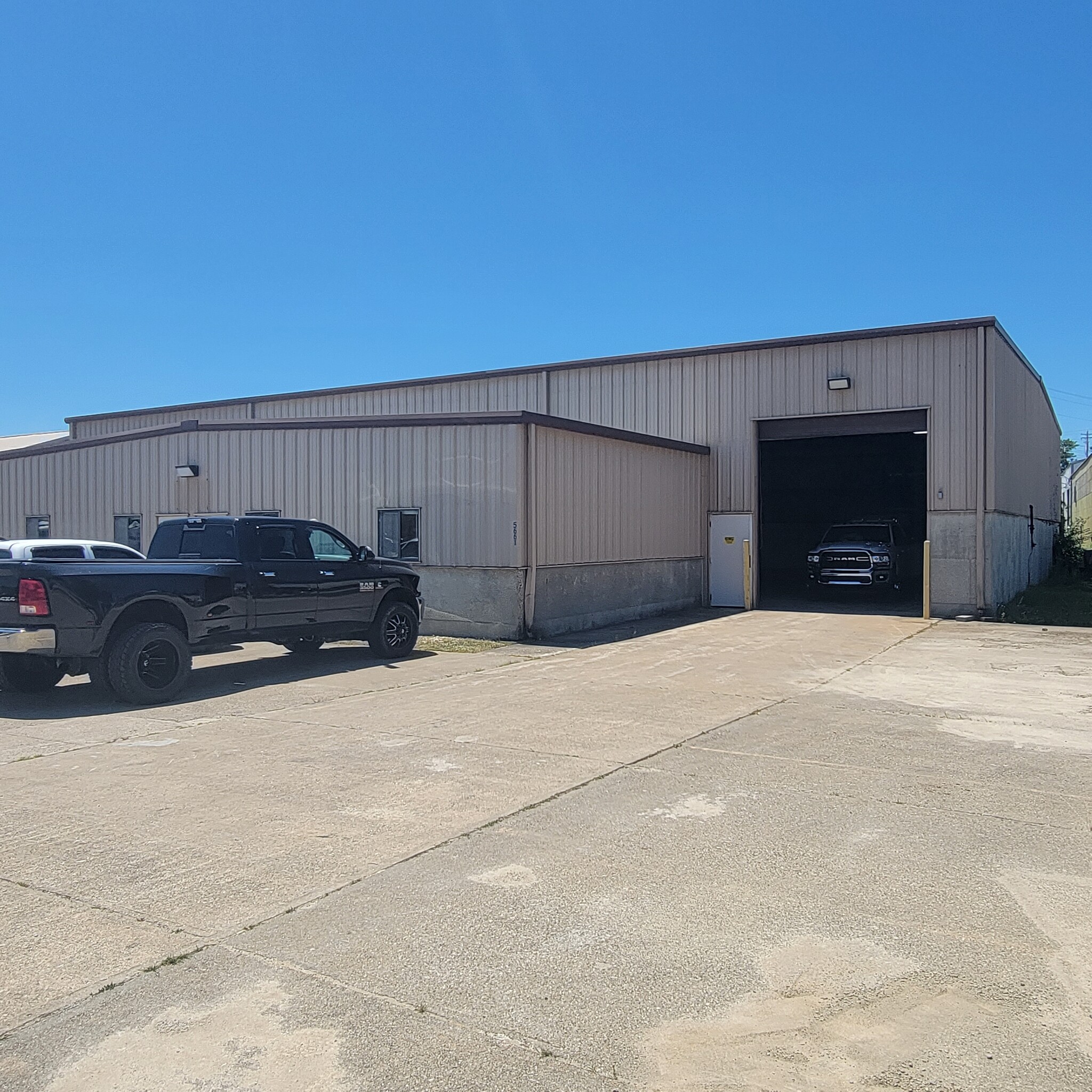 5661 Commercial Dr, Burlington, KY for sale Building Photo- Image 1 of 1