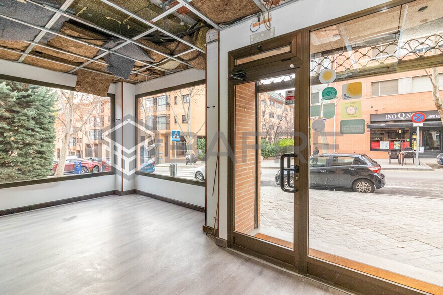 Multifamily in Madrid, Madrid for sale - Interior Photo - Image 2 of 2