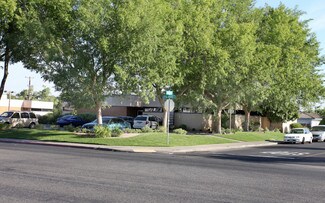 Plus de détails pour 1441-1443 E El Monte Way, Dinuba, CA - Bureau à louer