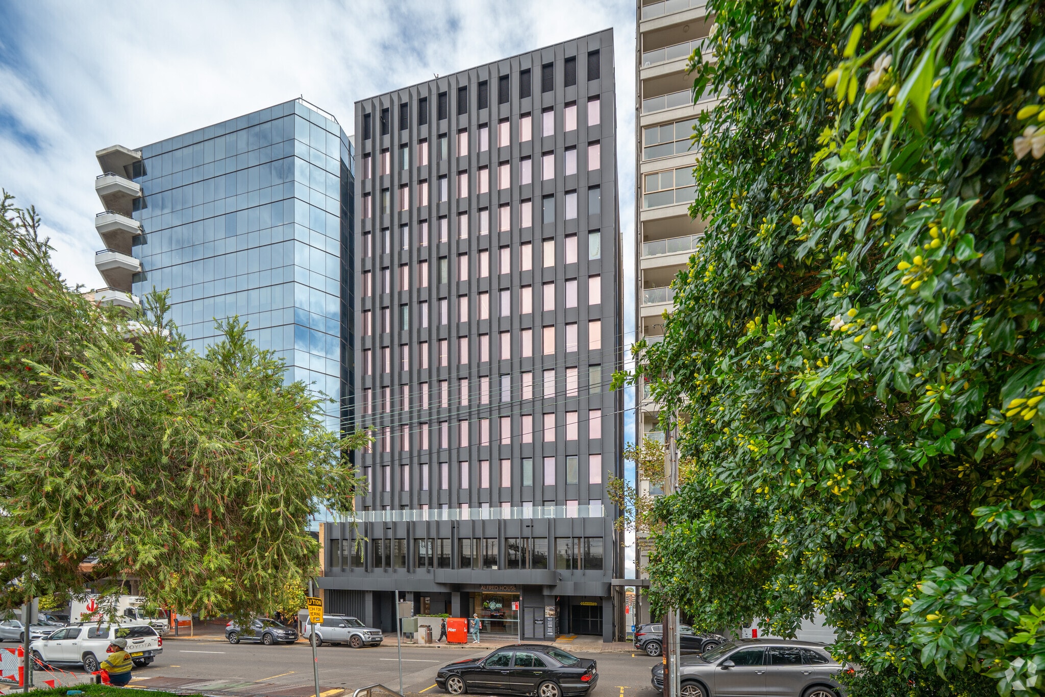 68 Alfred St S, MILSONS POINT for lease Primary Photo- Image 1 of 5