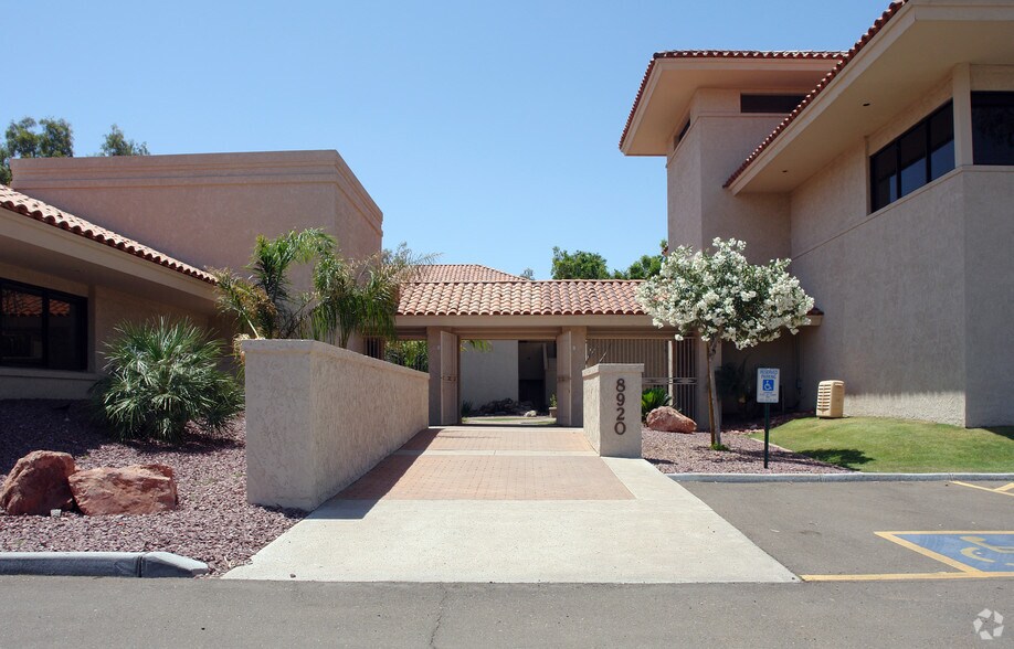 2301 W Dunlap Ave, Phoenix, AZ à louer - Photo du bâtiment - Image 1 de 28