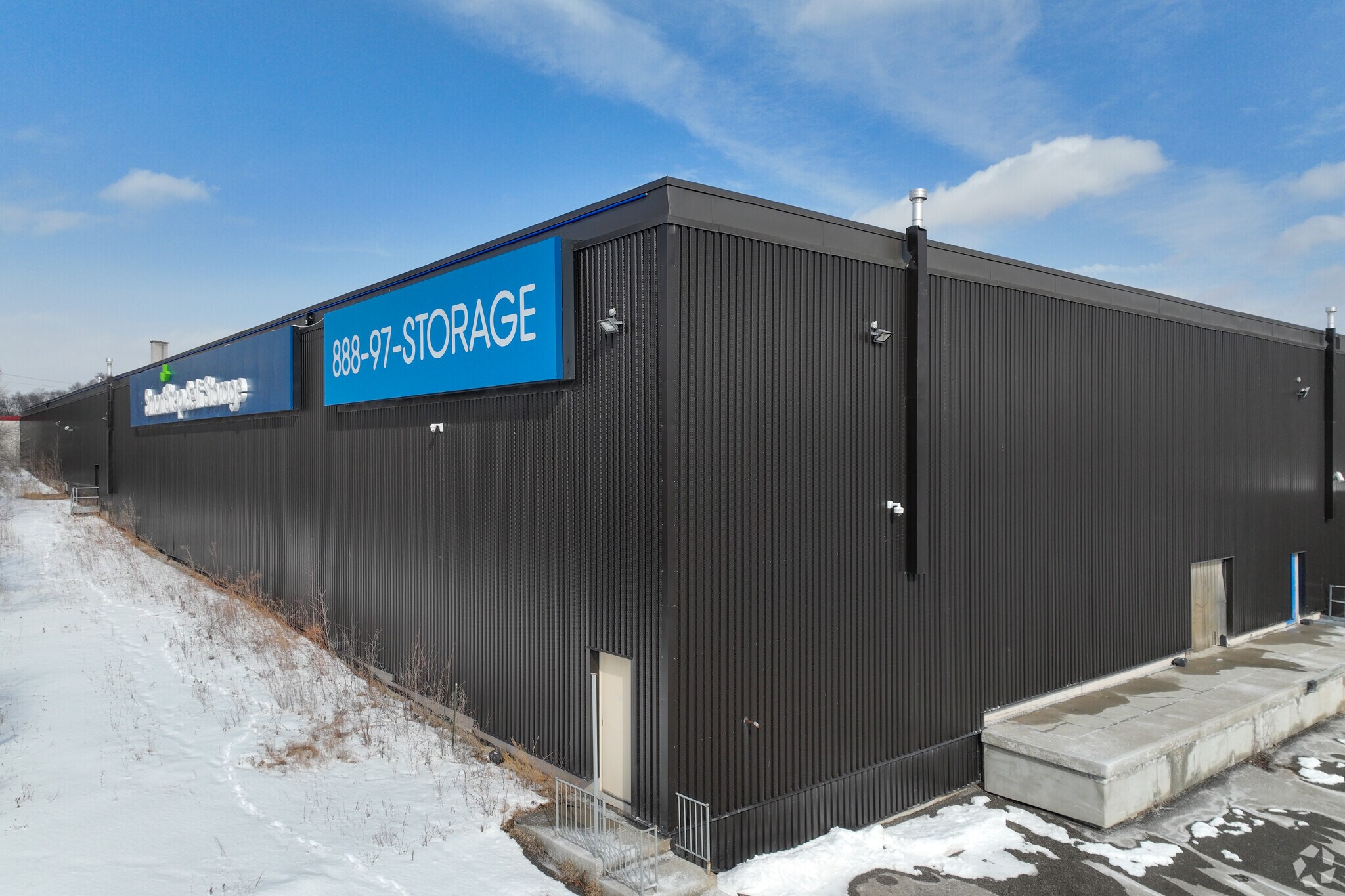 7 Ingram Dr, Toronto, ON à vendre Photo principale- Image 1 de 1