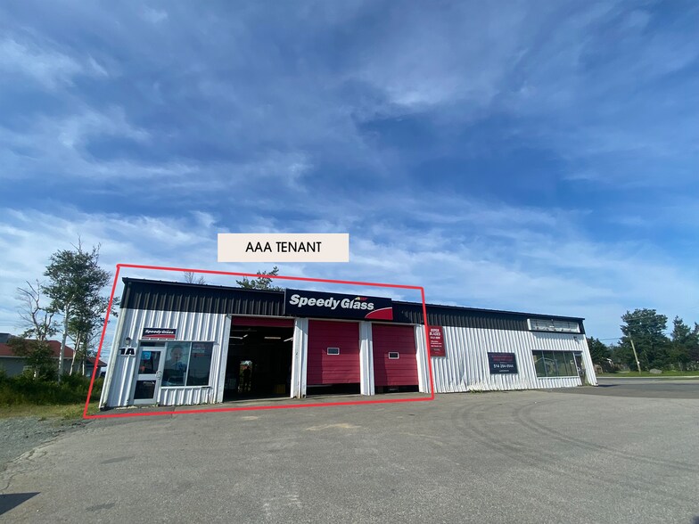 1 Elizabeth Dr, Gander, NL for sale - Building Photo - Image 2 of 4