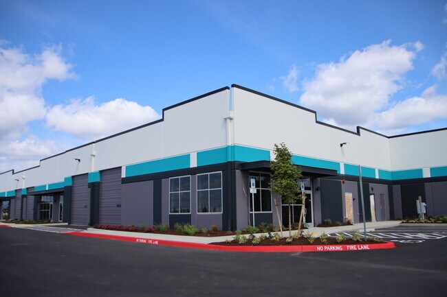 More details for 5501 NE Century Blvd, Hillsboro, OR - Flex for Lease